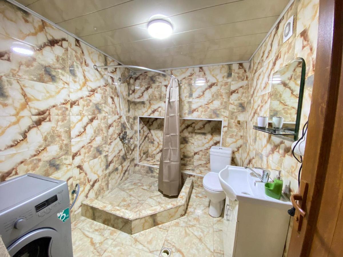 Freedom Square Apartment 트빌리시 외부 사진