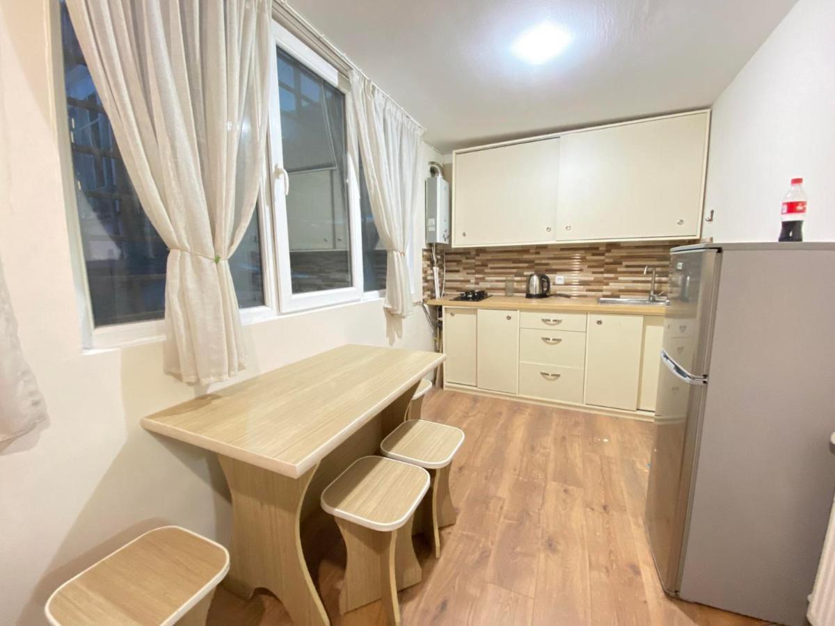 Freedom Square Apartment 트빌리시 외부 사진