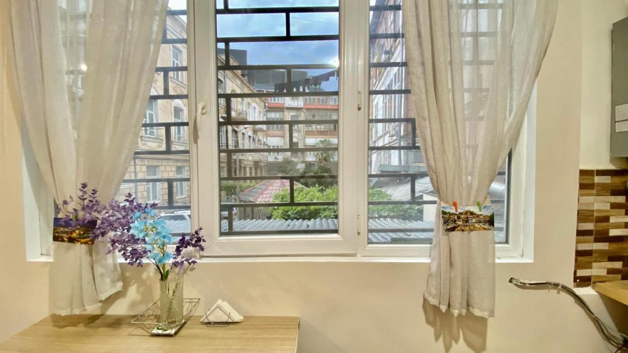 Freedom Square Apartment 트빌리시 외부 사진
